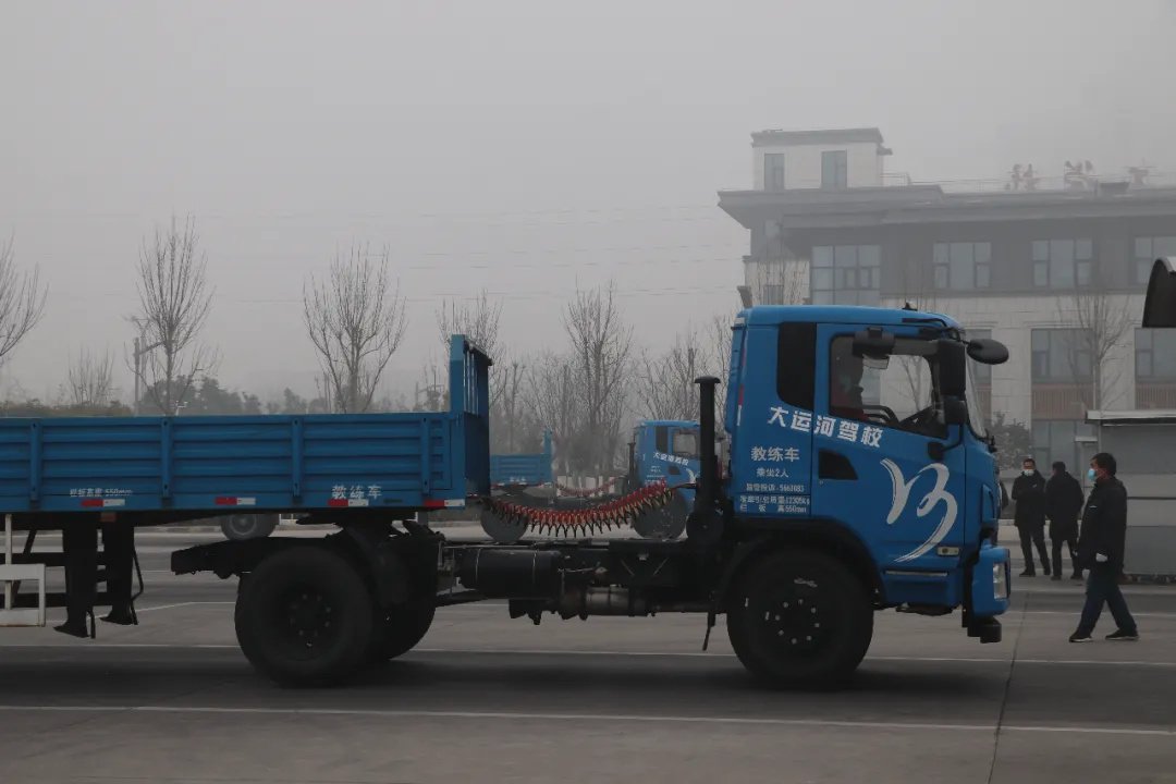 【溫馨提示】大霧天氣行車注意事項(xiàng)要牢記！(圖4)