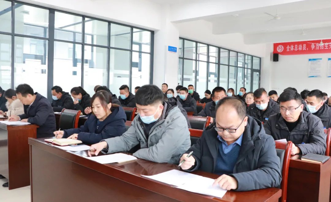 回顧往昔，展望未來—濟寧大運河駕校年度員工述職報告會(圖6)